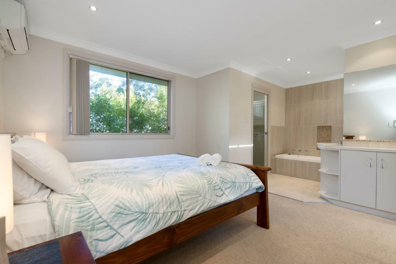Harmony House Bateau Bay Villa Exterior photo